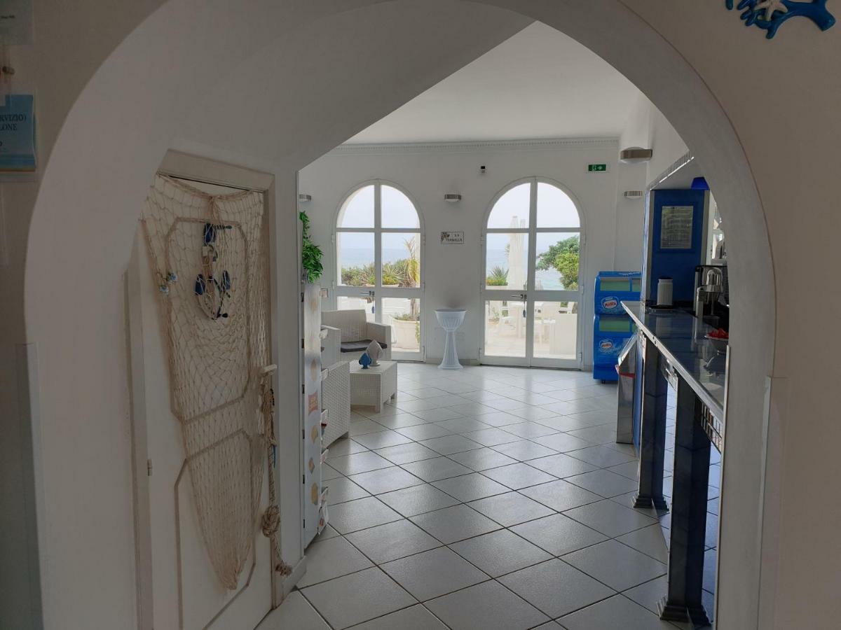 Hotel Caraibisiaco Sul Mare San Pietro in Bevagna Exterior foto